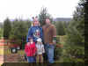 Xmas_tree_2001b.jpg (85220 bytes)